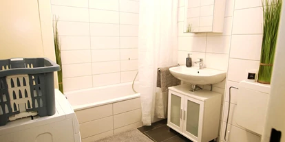 Monteurwohnung - Einzelbetten - Hessen - Badezimmer, HomeRent Unterkunft in Wetzlar - HomeRent in Wetzlar