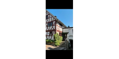 Monteurwohnung - Kühlschrank - PLZ 35713 (Deutschland) - Wunderschönes altes Fachwerkhaus mit hohen Decken und komplett neu , mit hochwertigen Materialien renoviert  - Ferienwohnung Herborn Paula