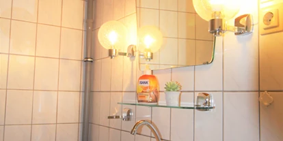 Monteurwohnung - Kühlschrank - PLZ 53879 (Deutschland) - Badezimmer, HomeRent Unterkunft in Zülpich  - HomeRent in Zülpich