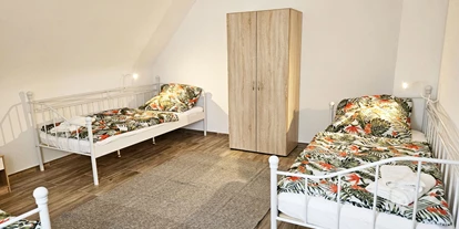 Monteurwohnung - Badezimmer: eigenes Bad - Brühl (Rhein-Neckar-Kreis) - Schlafzimmer, HomeRent Unterkunft in Mannheim - HomeRent in Mannheim 