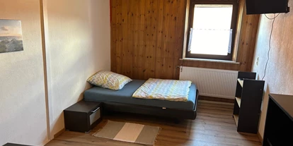 Monteurwohnung - Küche: Gemeinschaftsküche - PLZ 91717 (Deutschland) - Zimmer: 3 2 Einzelbetten  - SGS Arberg