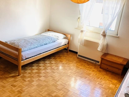 Monteurwohnung - Zimmertyp: Doppelzimmer - Karlsruhe Hagsfeld - Doppelzimmer Vorderhaus - Monteur-Wohnungen KA