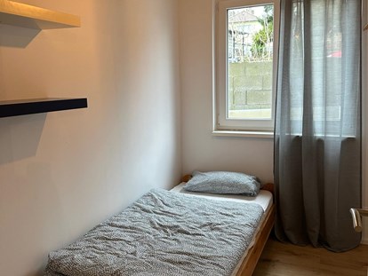 Monteurwohnung - Zimmertyp: Mehrbettzimmer - Linkenheim-Hochstetten - Einzelzimmer Hinterhaus - Monteur-Wohnungen KA