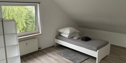 Monteurwohnung - Kühlschrank - Grebenstein - B- S Apartments