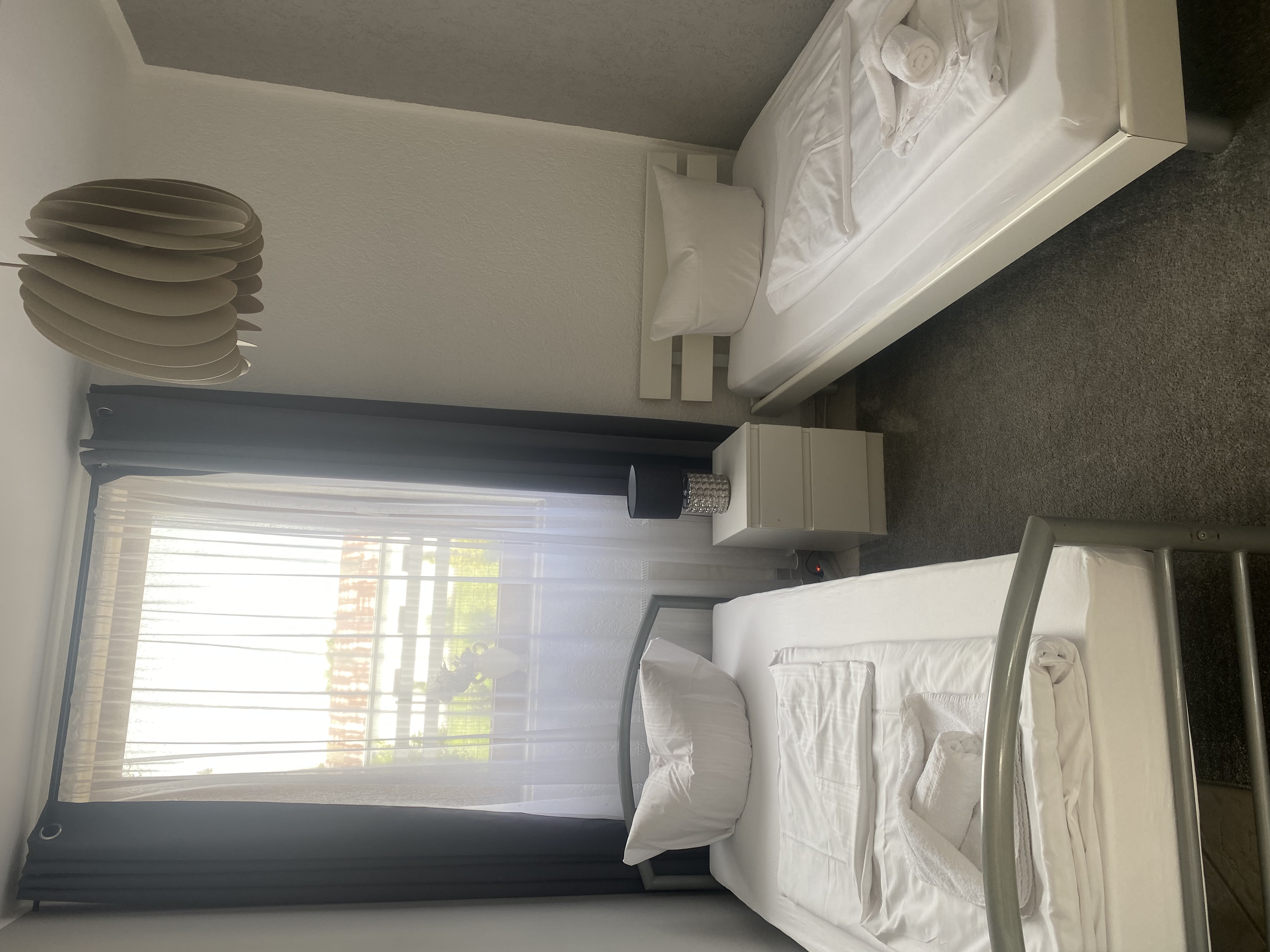 Monteurzimmer - Ein Doppelzimmer  - Haus mit großer Terrasse