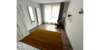 Monteurwohnung - Badezimmer: eigenes Bad - Calden - Schlafzimmer 2 - Stillvolle Apartments am Park-Schönfeld