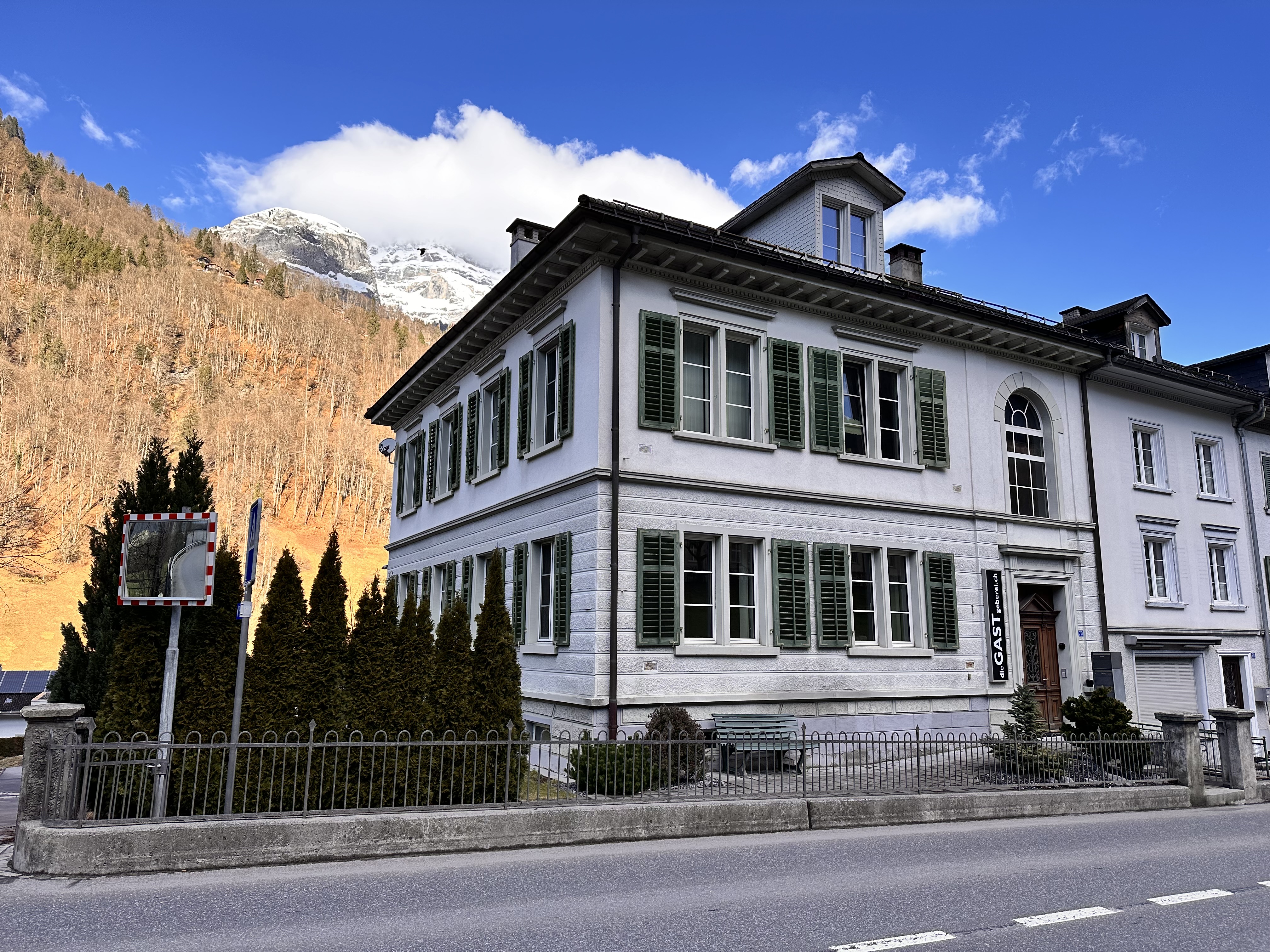 Monteurzimmer - Aussenansicht - Revier Kanzlei im Hazzo