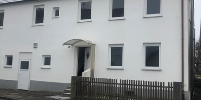 Monteurwohnung - Art der Unterkunft: Gästezimmer - PLZ 89428 (Deutschland) - Haus von außen - alpha-spot - Sontheim an der Brenz
