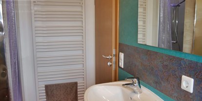 Monteurwohnung - Einzelbetten - PLZ 88371 (Deutschland) - Badezimmer - Ruhe auf dem Land