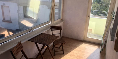 Monteurwohnung - Einzelbetten - Wörth am Main - Balkon  - Darina Haus 