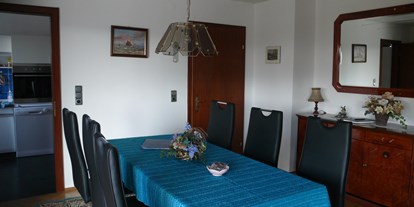 Monteurwohnung - Zimmertyp: Einzelzimmer - Hof (Westerwaldkreis) - Esszimmer - Ferienwohnung-Dillenburg-Bonsels