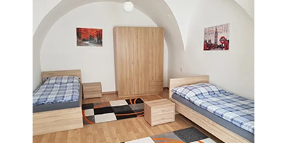 Monteurwohnung - Badezimmer: eigenes Bad - Einöd (Kapfenberg) - Schlafzimmer Wohnung Nr. 4 - Monteurunterkunft Ronner