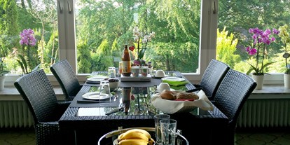 Monteurwohnung - Frühstück - Sauerland - Frühstückstisch - Monteurzimmer in Warstein - Allagen, Nähe Möhnesee / Soest