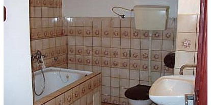 Monteurwohnung - Badezimmer: eigenes Bad - Eschlkam - Mezholezy