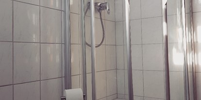 Monteurwohnung - Badezimmer: eigenes Bad - Stadthagen - Denise Tetzlaff