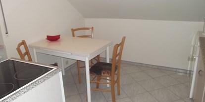 Monteurwohnung - Zimmertyp: Doppelzimmer - Nürnberg Fürth und Schwabach - Küche - Monteurzimmer Herzogenaurach