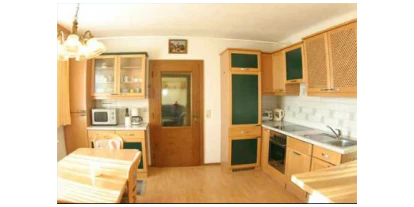 Monteurwohnung - Küche: eigene Küche - Obergreutschach - Küche der Ferienwohnung 1 - Huber
