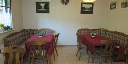 Monteurwohnung - Art der Unterkunft: Gästezimmer - PLZ 2381 (Österreich) - Gemeinschaftsraum - Essbereich - Pension - Gästehaus Barbara