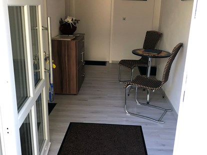 Monteurwohnung - Badezimmer: eigenes Bad - Doppelzimmer mit Küchenzeile und Bad in Quedlinburg 