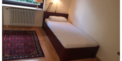 Monteurwohnung - Zimmertyp: Einzelzimmer - Heede (Kreis Pinneberg) - Schlafzimmer - Tahir Ahmed
