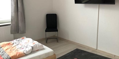 Monteurwohnung - Zimmertyp: Einzelzimmer - Detailfoto ( 2 - Bett Zimmer ) in der 3 Raum Wohnung Stadtteil - Lehe  ( Leher Bahnhof )  - Cityhome Bremerhaven