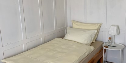 Monteurwohnung - Bettwäsche: Bettwäsche inklusive - Seengen - Einzelzimmer  - Ferienhaus Seeblick