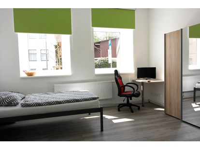 Monteurwohnung - Bettwäsche: Bettwäsche inklusive - PLZ 22547 (Deutschland) - Zimmer - Voll möblierte Monteur- und Gästezimmer, Pension