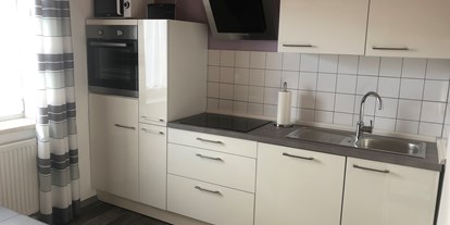 Monteurwohnung - Hund erlaubt - Pielenhofen - Küche - (RS101) Geräumige Monteurwohnung 
