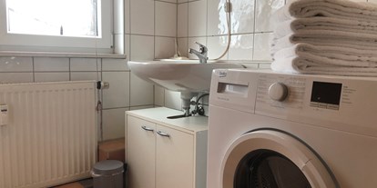 Monteurwohnung - Art der Unterkunft: Apartment - Kallmünz - Badezimmer - (BUL102) Moderne Monteurwohnung 