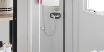 Monteurwohnung - Zimmertyp: Doppelzimmer - Schwandorf - Badezimmer - Mobilheim mit Sauna und Whirlpool (WA103)