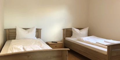 Monteurwohnung - WLAN - Wenzenbach - Schlafzimmer - (R132) Gemütliche Monteurwohnung 