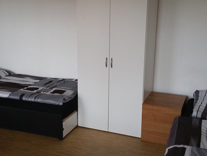 Monteurwohnung - Zimmertyp: Mehrbettzimmer - Schnellin - Dreibettzimmer - Monteurwohnung, Nähe Wittenberg
