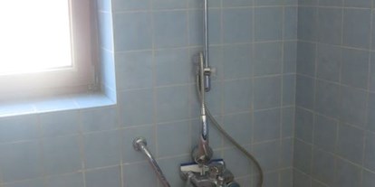 Monteurwohnung - Waschmaschine - PLZ 84573 (Deutschland) - Badewanne - Gottfried Gebauer