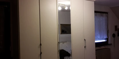 Monteurwohnung - Kühlschrank - Deutschland - Raumresidenz, mit 3 Monteurzimmern, 2 Betten pro Schlafzimmer