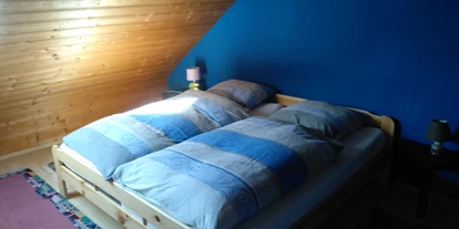 Monteurwohnung - Kühlschrank - PLZ 58708 (Deutschland) - Es ist noch ein weiteres Schlafzimmer mit Doppelbett vorhanden. - Ferienwohnung Veserde