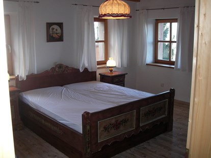Monteurwohnung - Bettwäsche: keine Bettwäsche - Neuenmarkt - Doppelschlafzimmer - Villa Lucia in Kulmbach