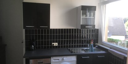 Monteurwohnung - Küche: eigene Küche - Drage (Kreis Steinburg) - H.Hademarschen 3 Zimmer Wohnung