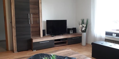 Monteurwohnung - WLAN - Wiehl - Die modernen Monteurzimmer sind auch mit TV und WLAN ausgestattet. - Ferien und Monteurwohnung