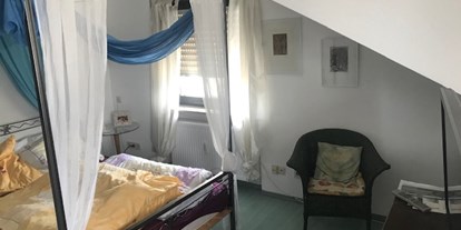 Monteurwohnung - Art der Unterkunft: Ferienwohnung - Ötigheim - großzügige Wohnung im Dachgeschoss