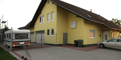 Monteurwohnung - Parkplatz: kostenlose Parkplätze in der Straße - PLZ 77749 (Deutschland) - Kohler Raimund