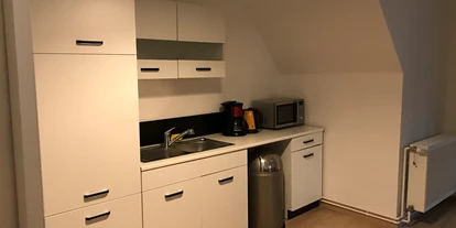 Monteurwohnung - Küche: eigene Küche - Dallgow-Döberitz - 6 Betten in 4 Zimmer in Falkensee bei Berlin