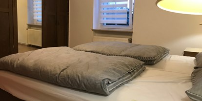 Monteurwohnung - Kühlschrank - Brieselang - 6 Betten in 4 Zimmer in Falkensee bei Berlin