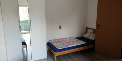 Monteurwohnung - Einzelbetten - Schwetzingen - Doppelzimmer Nr 2 - Apartment und Zimmervermietung Mannheim