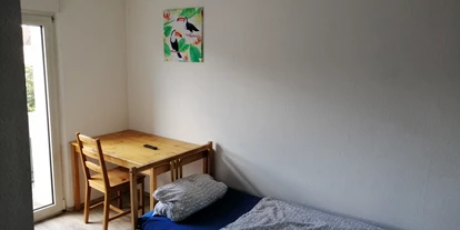 Monteurwohnung - Badezimmer: Gemeinschaftsbad - Speyer - Doppelzimmer Nr 2 - Apartment und Zimmervermietung Mannheim