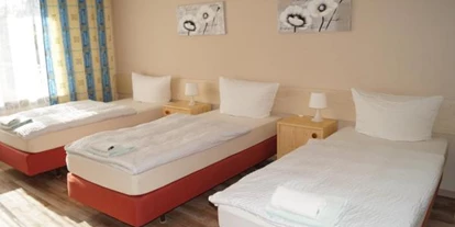 Monteurwohnung - Einzelbetten - Lemgo - Apartment M Schlafzimmer - Yuriy Luchyt