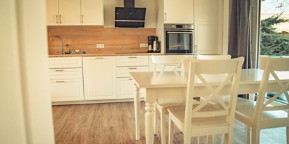 Monteurwohnung - Badezimmer: eigenes Bad - Husby - Küche 3 Raum Wohnung - Monteurzimmer in Ostseenähe