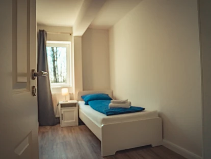 Monteurwohnung - Zimmertyp: Doppelzimmer - PLZ 24897 (Deutschland) - Schlafzimmer 3 Raum Wohnung - Monteurzimmer in Ostseenähe