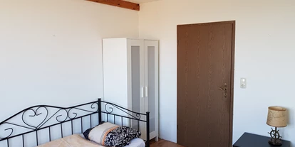 Monteurwohnung - Bettwäsche: Bettwäsche inklusive - Schlotfeld - Doppelzimmer (2 Einzelbetten)