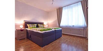Monteurwohnung - Zimmertyp: Einzelzimmer - Blomberg SchiederSchwallenberg - Schlafzimmer mit Doppelbett - Bad Pyrmont, Dr.-Harnier-Str. 7, Ferienwohnung 15