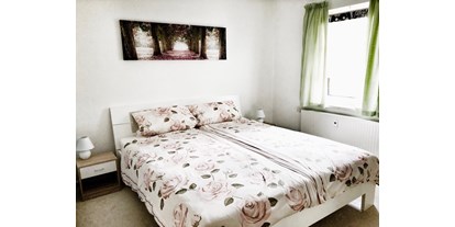 Monteurwohnung - Zimmertyp: Doppelzimmer - PLZ 02906 (Deutschland) - Schlafzimmer - Aufbettung möglich - Ferienwohnung Marta